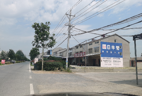 佳县如何能保证墙体广告的醒目性？